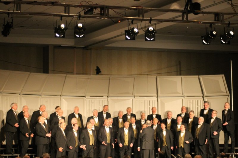 onstage1.jpg