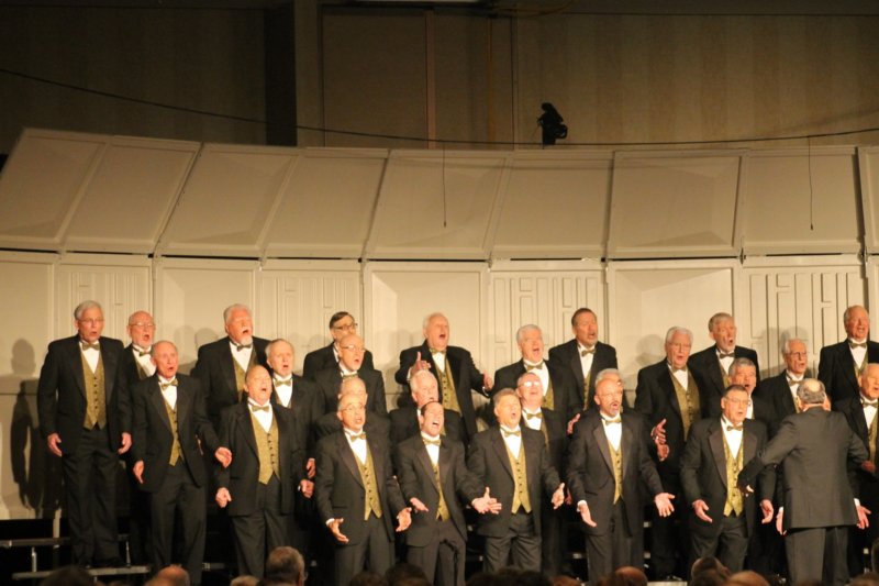 onstage4.jpg